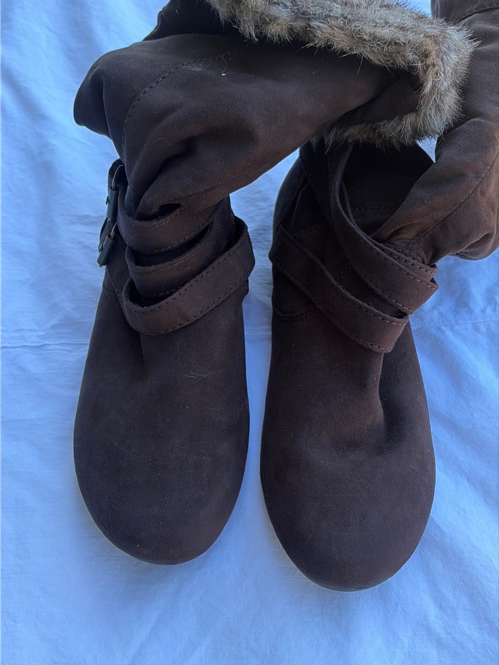 Report Dark Brown Faux-Fur Cuffed Winter Boots with Wrap Strap